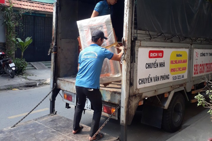 Dịch vụ thuê xe tải chở hàng đi tỉnh ở đâu giá rẻ - uy tín tại TPHCM. 