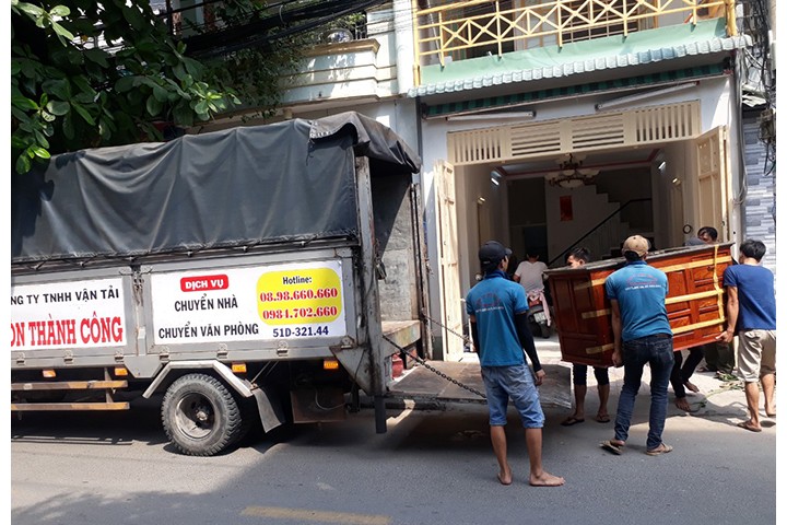 Dịch vụ thuê xe tải quận 8 TPHCM 