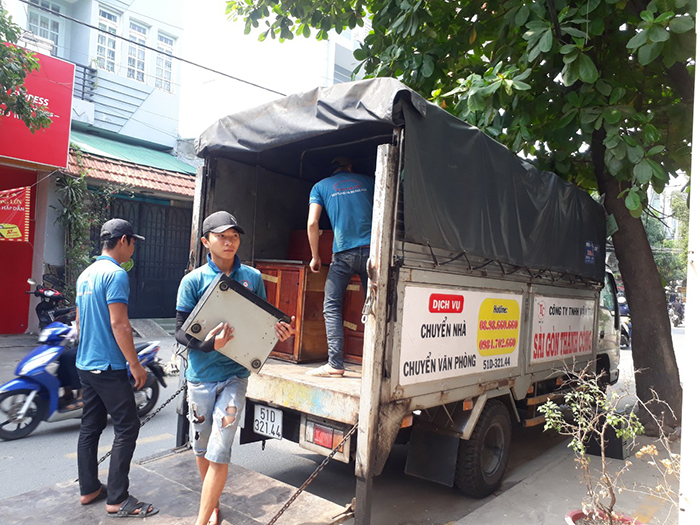 Dịch vụ taxi tải quận Tân Phú giá rẻ tại Sài Gòn Thành Công.